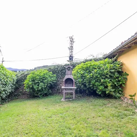 La Casona Del Cura 1, Hortensia Holiday home Palacion